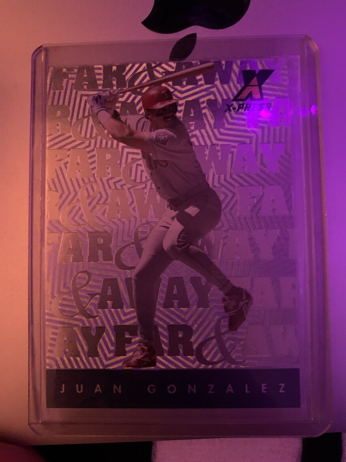 Juan Gonzalez X-press Far & Away Vintage Baseball Card