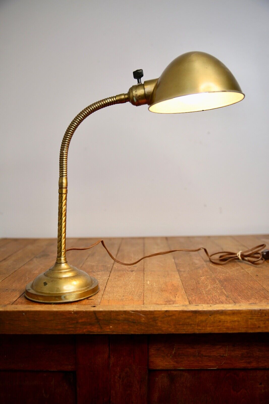 Vintage Faries Industrial Light Bankers Desk Lamp brass Oc white era art deco