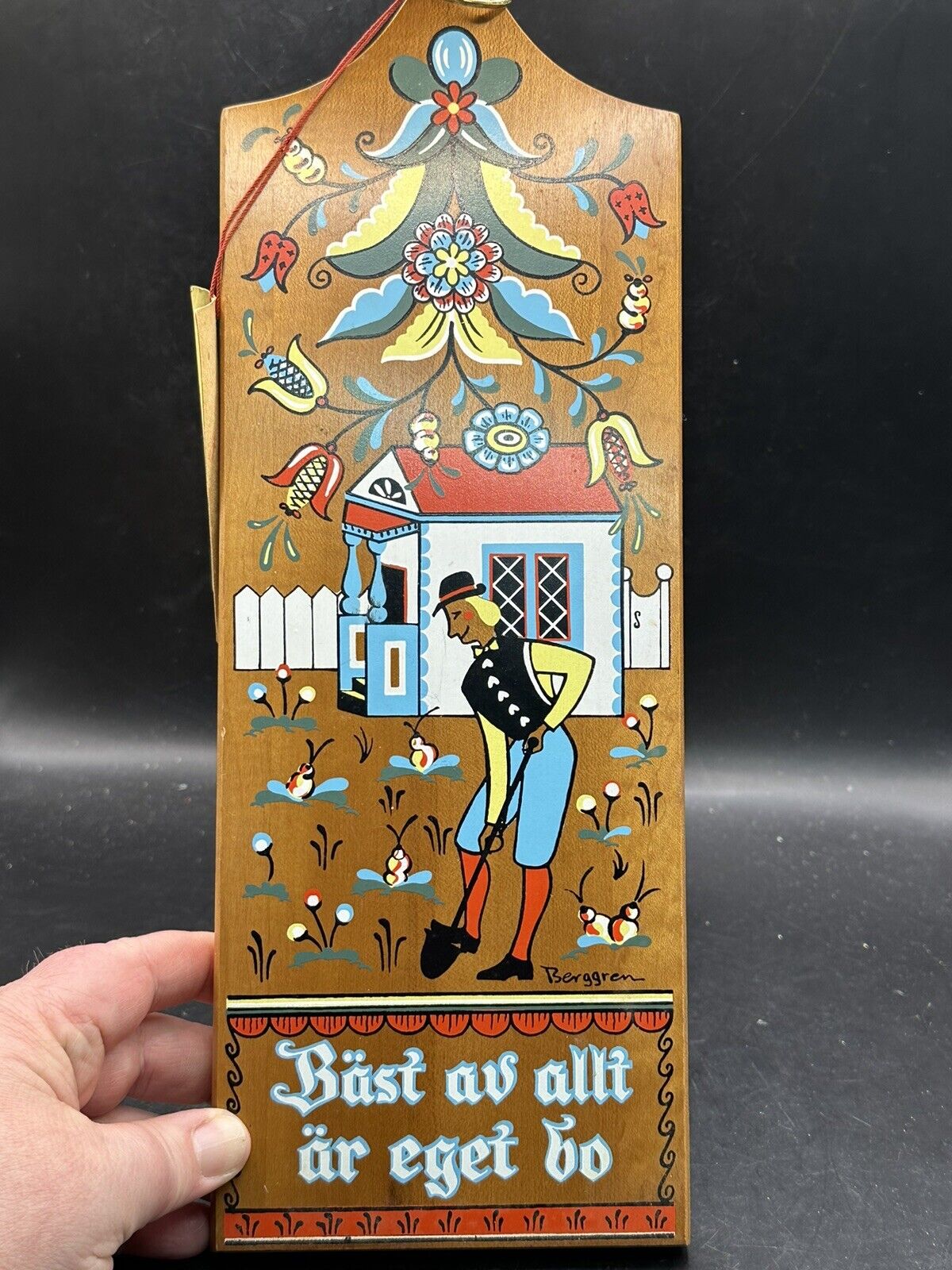 Vintage Wooden Swedish Dalmalningar Hand Painted Folk Art