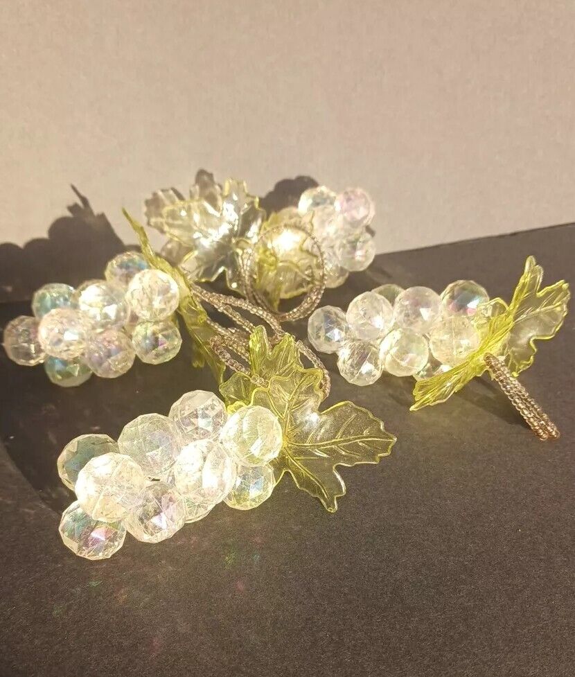 4 Vintage Lucite Acrylic Mid Century MCM Faceted BEADED Grape Cluster Ring Green