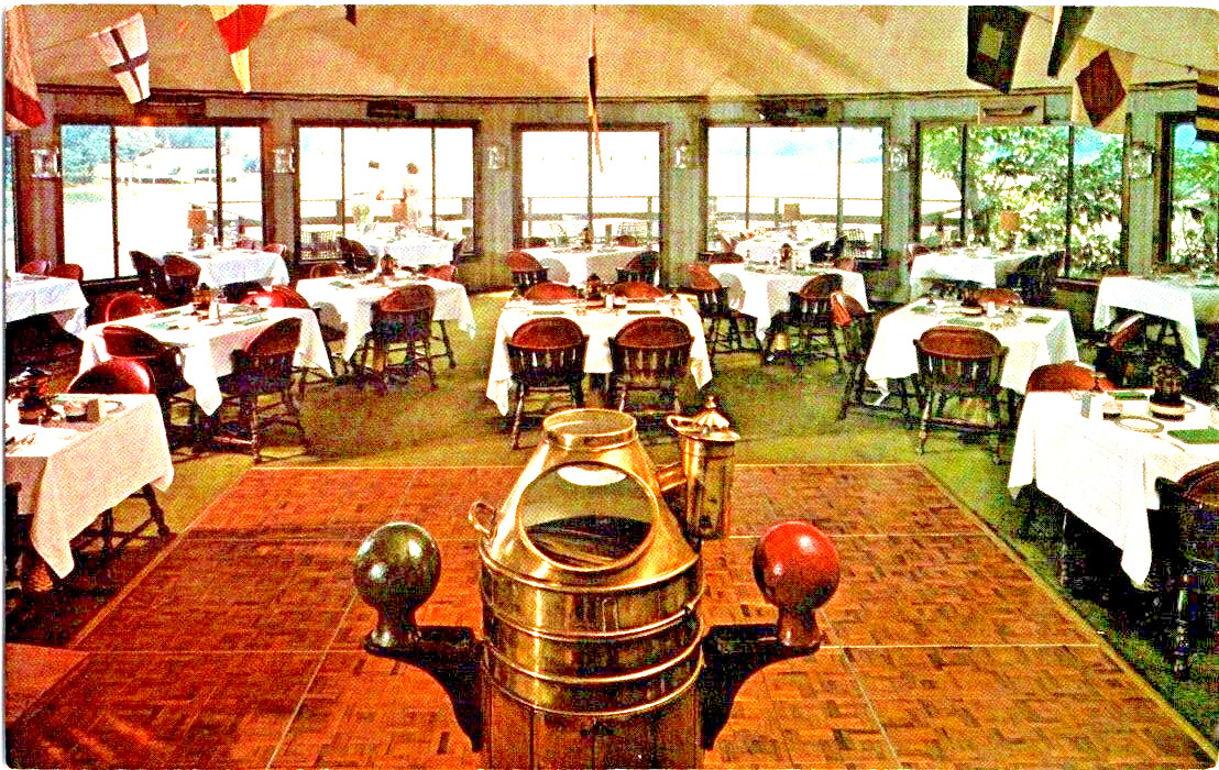 The Binnacle dinning room  the Tides Lodge Irvington Virginia postcard a61