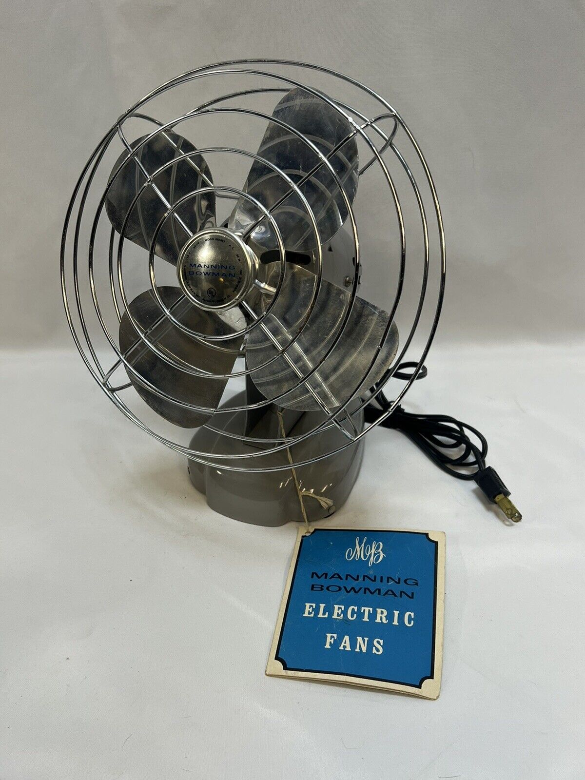 Vintage Manning Bowman Electric Fan Model 085002 With Tags