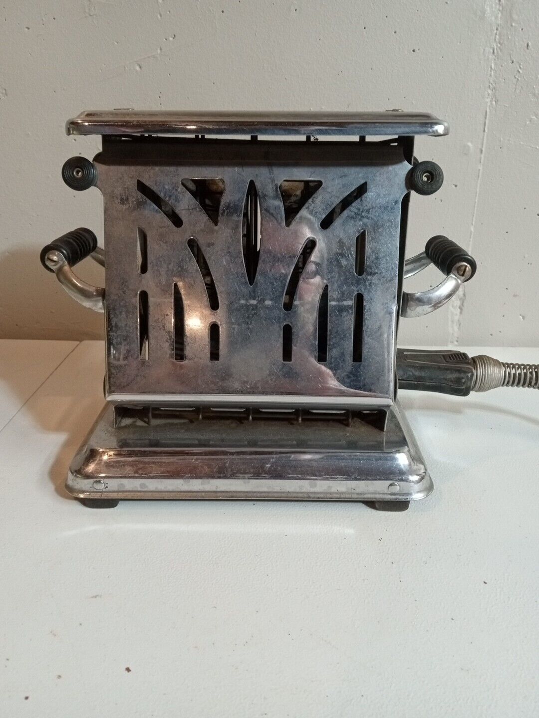 Vintage Electrahot Chrome Toaster With Original Cord,Style #48 Works