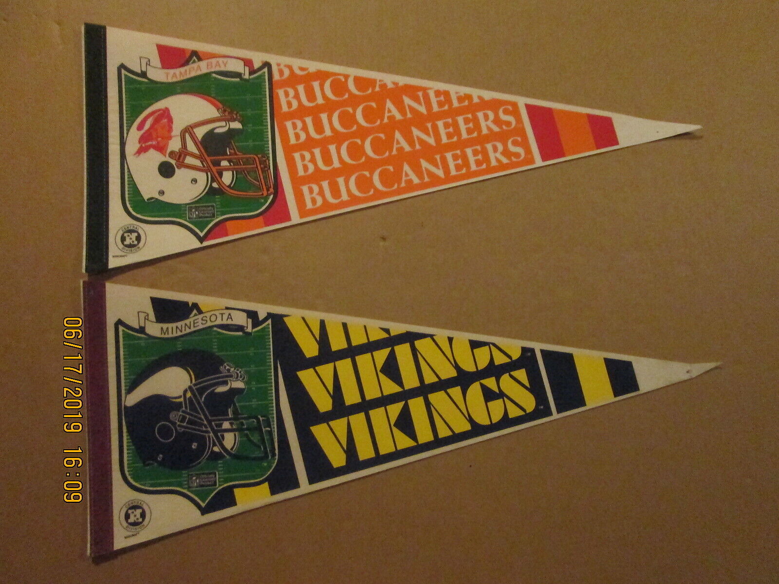 NFL Tampa Bay Buccaneers & Minnesota Vikings Vintage Central Division Pennants