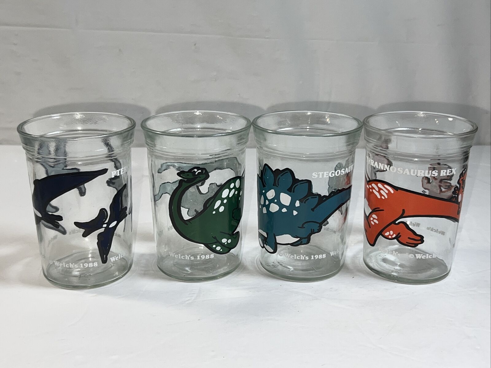 Vintage Welch’s Complete Dated Set Of 4 (1988) Dinosaurs Jelly Jars Never Used