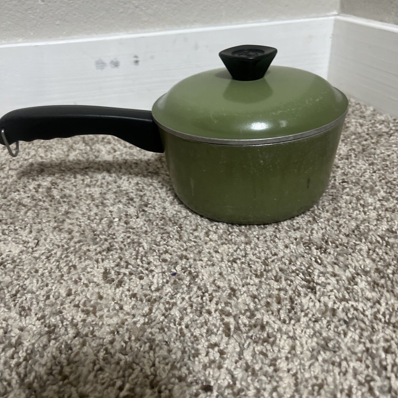 Vintage Club Aluminum Green Avacado Poppy 6.5”  Saucepan with Lid  Cookware Pan