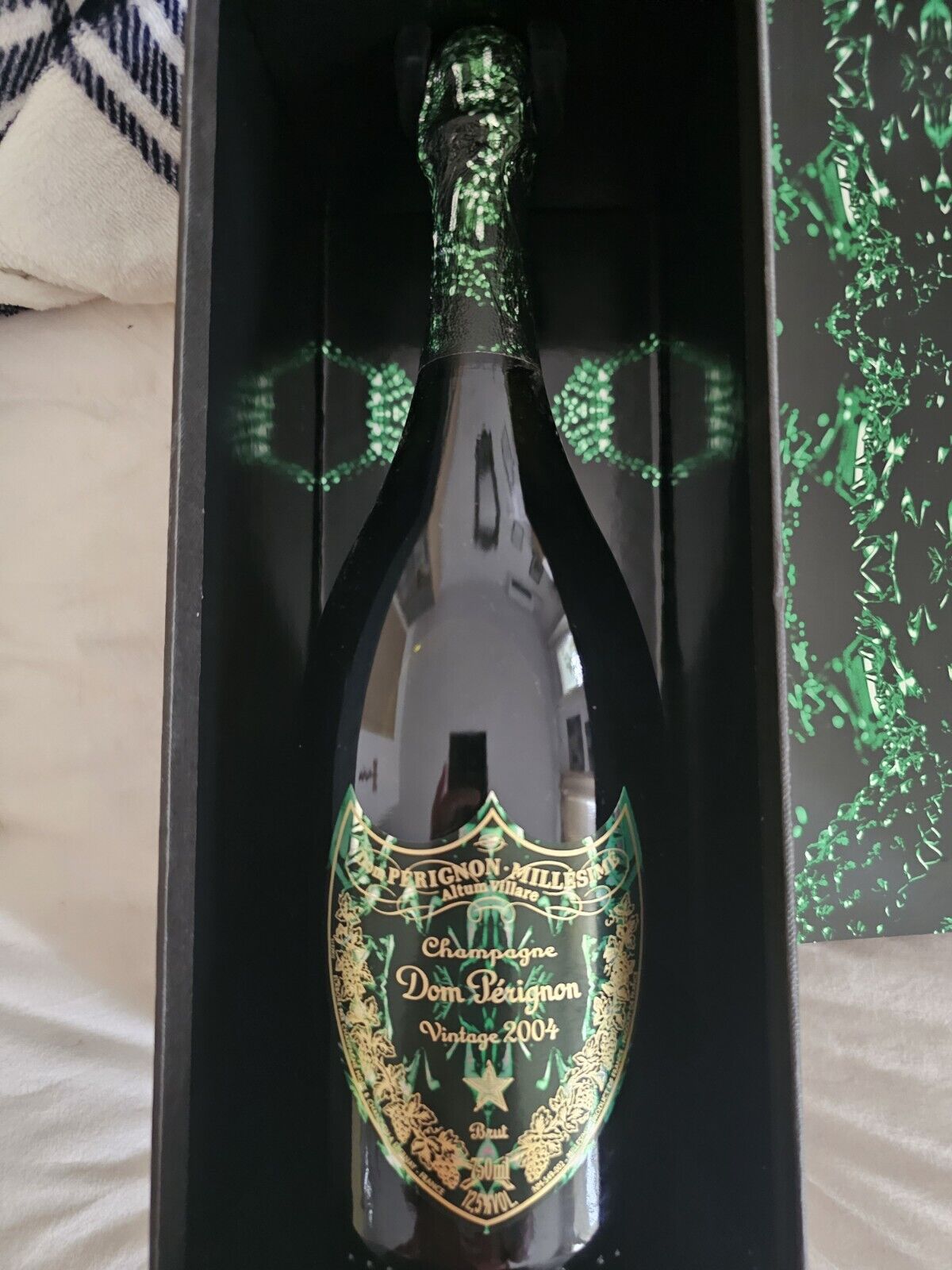 Vintage 2004 DON PERIGNON Champagne Box