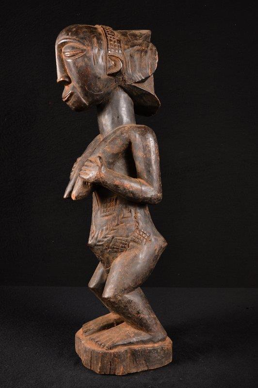 22015 An Authentic  African Luba Female Statue DR Congo