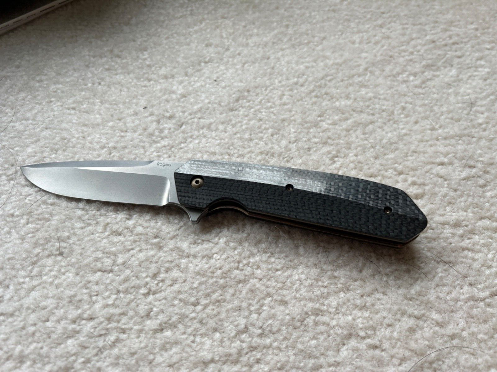 Richard Rogers custom 4F flipper carbon fiber, bronze TI and cpm154 bladed knife