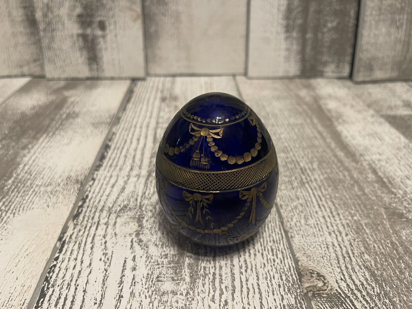 Russian Faberge 2.50” Blue And Gold Etched Glass Egg Floral Repeat Stars & Dots
