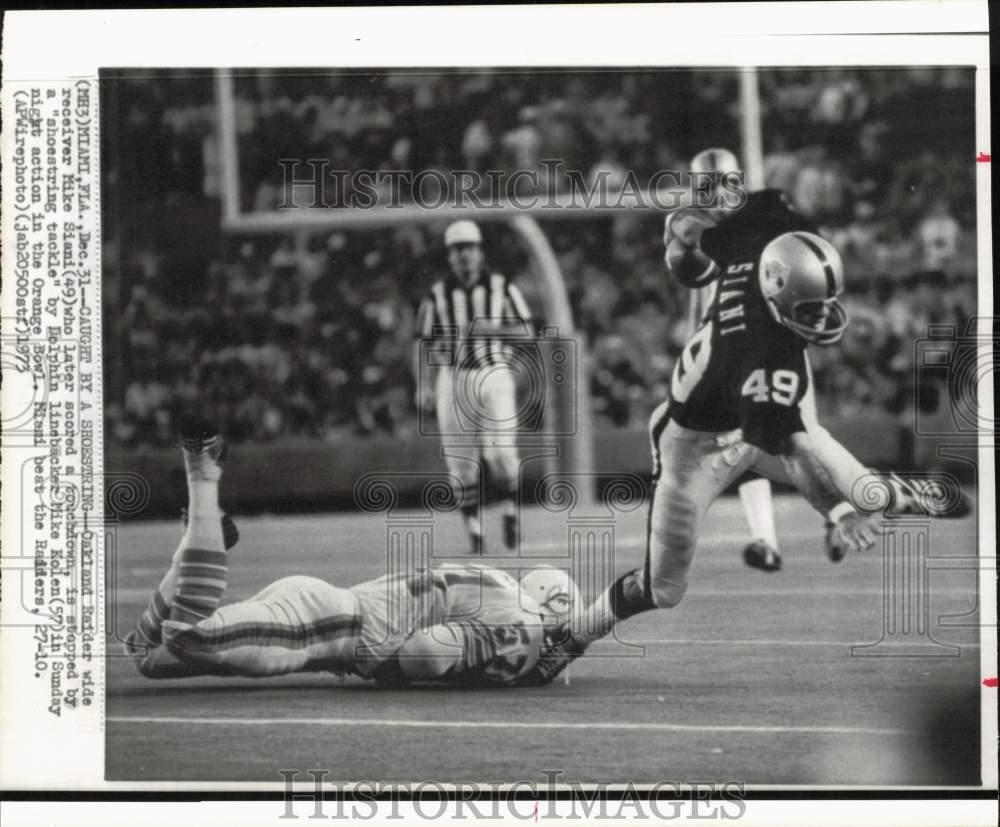 1973 Press Photo Mike Siani and Mike Kolen in the Orange Bowl in Miami, Fla.