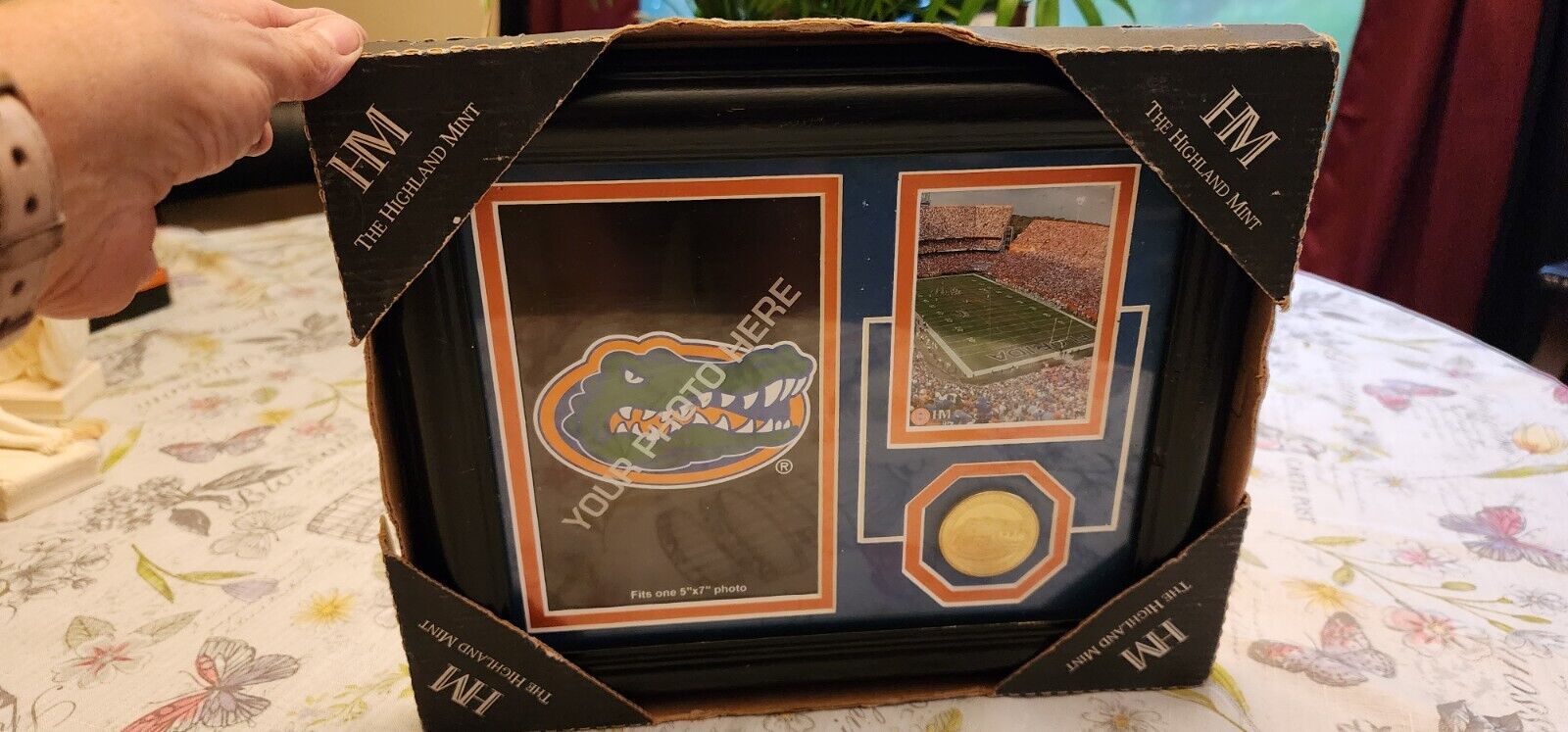 Univ Of Fla Gator Frame And Gold Coin RARE FIND Made In USA HIGHLAND MINT NIB