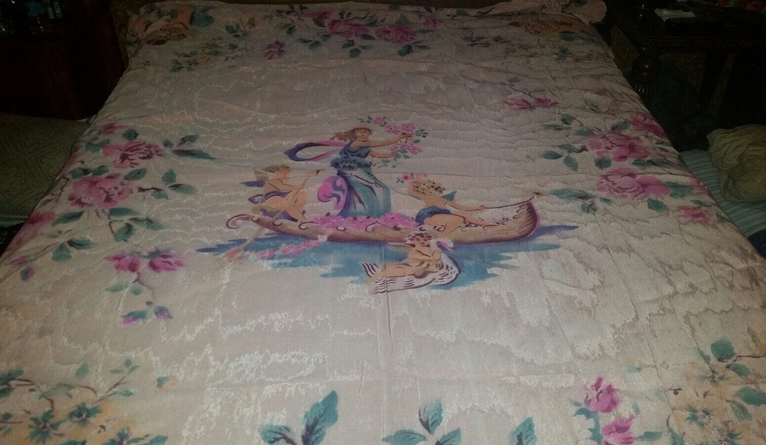 Antique  gorgeous Italy Angel Cherub bed taspery cover handpaind woman / Angels