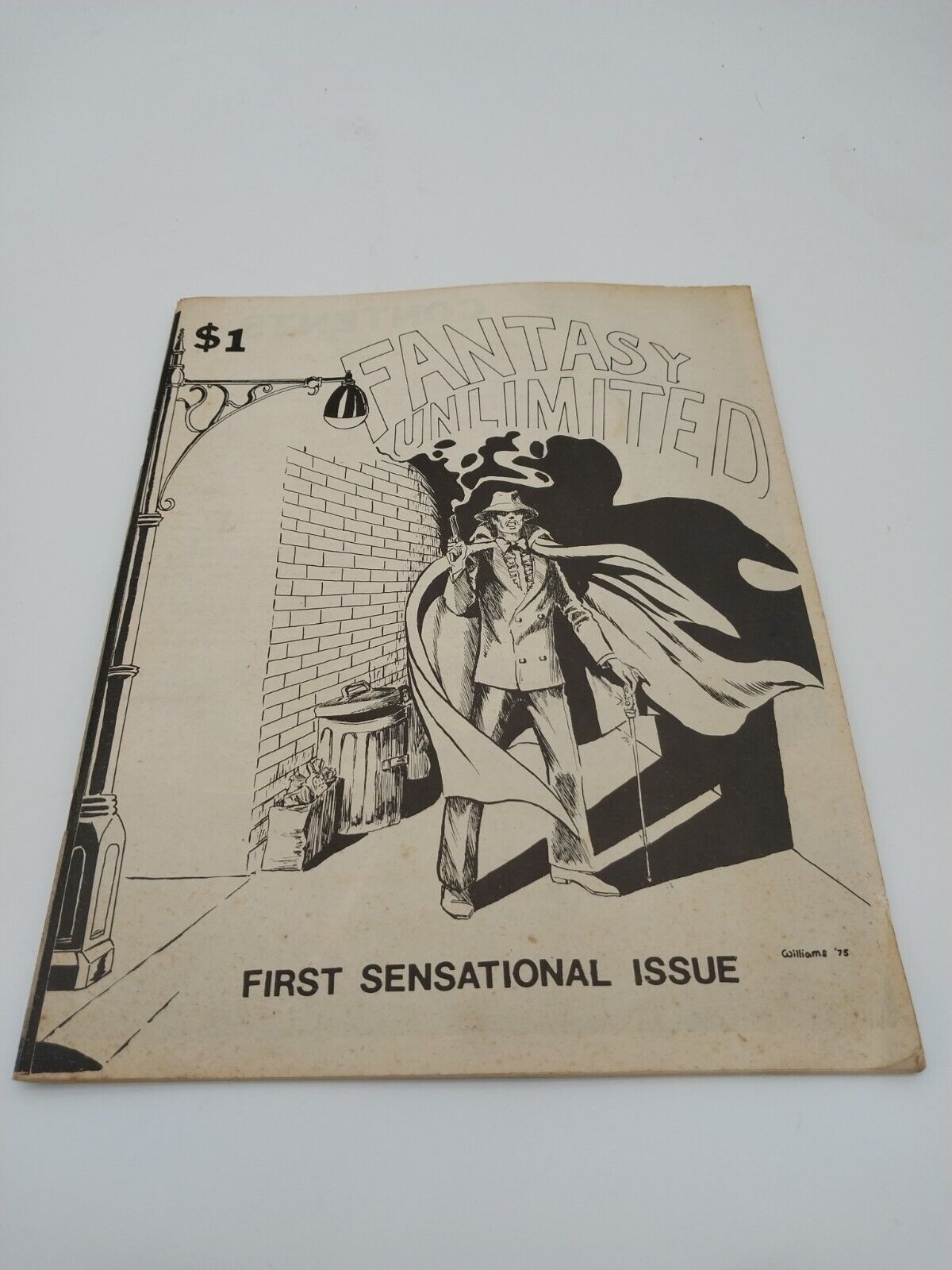 1975 #1 FANTASY UNLIMITED fanzine (1st issue) Frank Veripapa, Doc Livingston