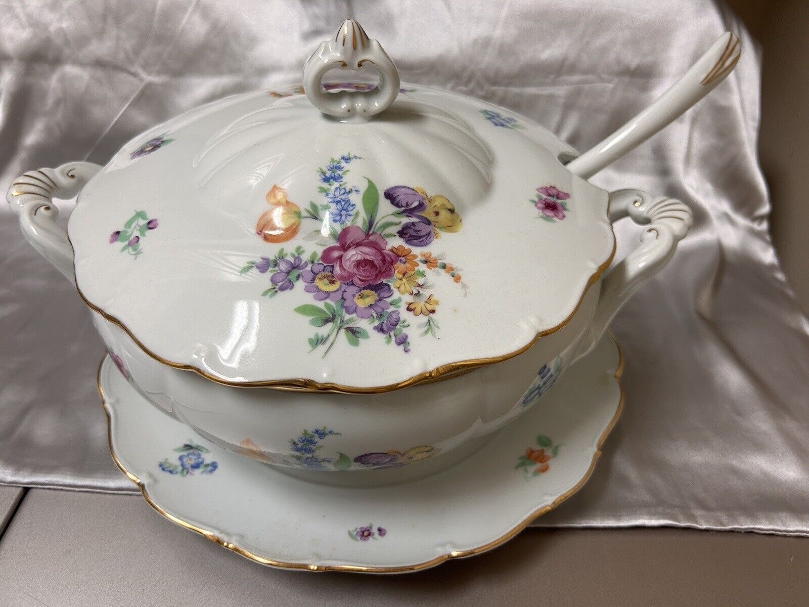 Large Fine Bohemian China (Bouquet Print)covered Soup Tureen w/Drip Plate &Ladle