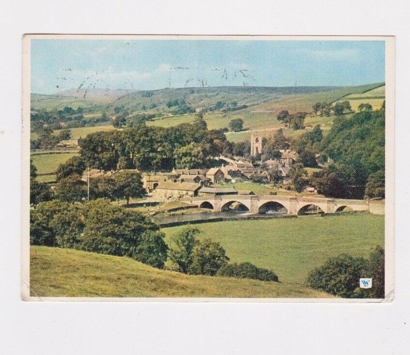 VINTAGE BURNSALL, WHARFEDALE, YORKSHIRE POST CARD AIRMAIL 1968 WORLD STAMPS