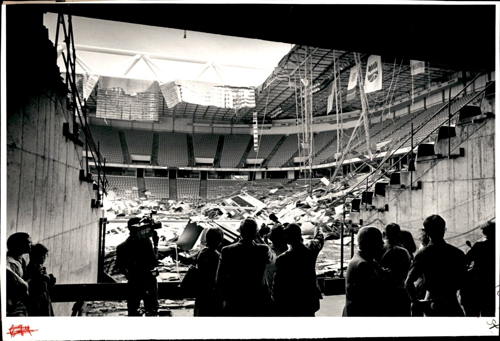 LD257 1979 Orig Ray Corey Photo KEMPER ARENA COLLAPSE Kansas City Hy-Vee Arena