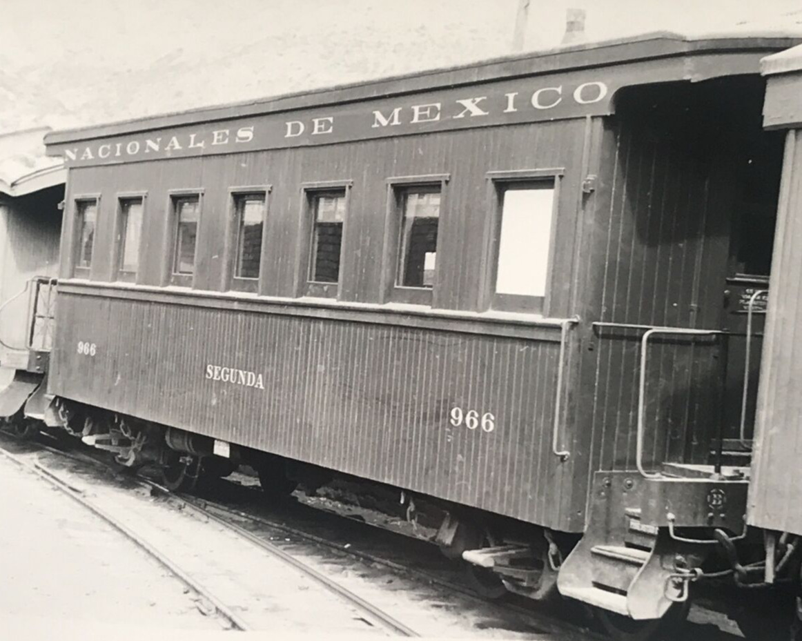 Ferrocarriles Nacionales de México Railroad NdeM #966 Second Class Coach Photo