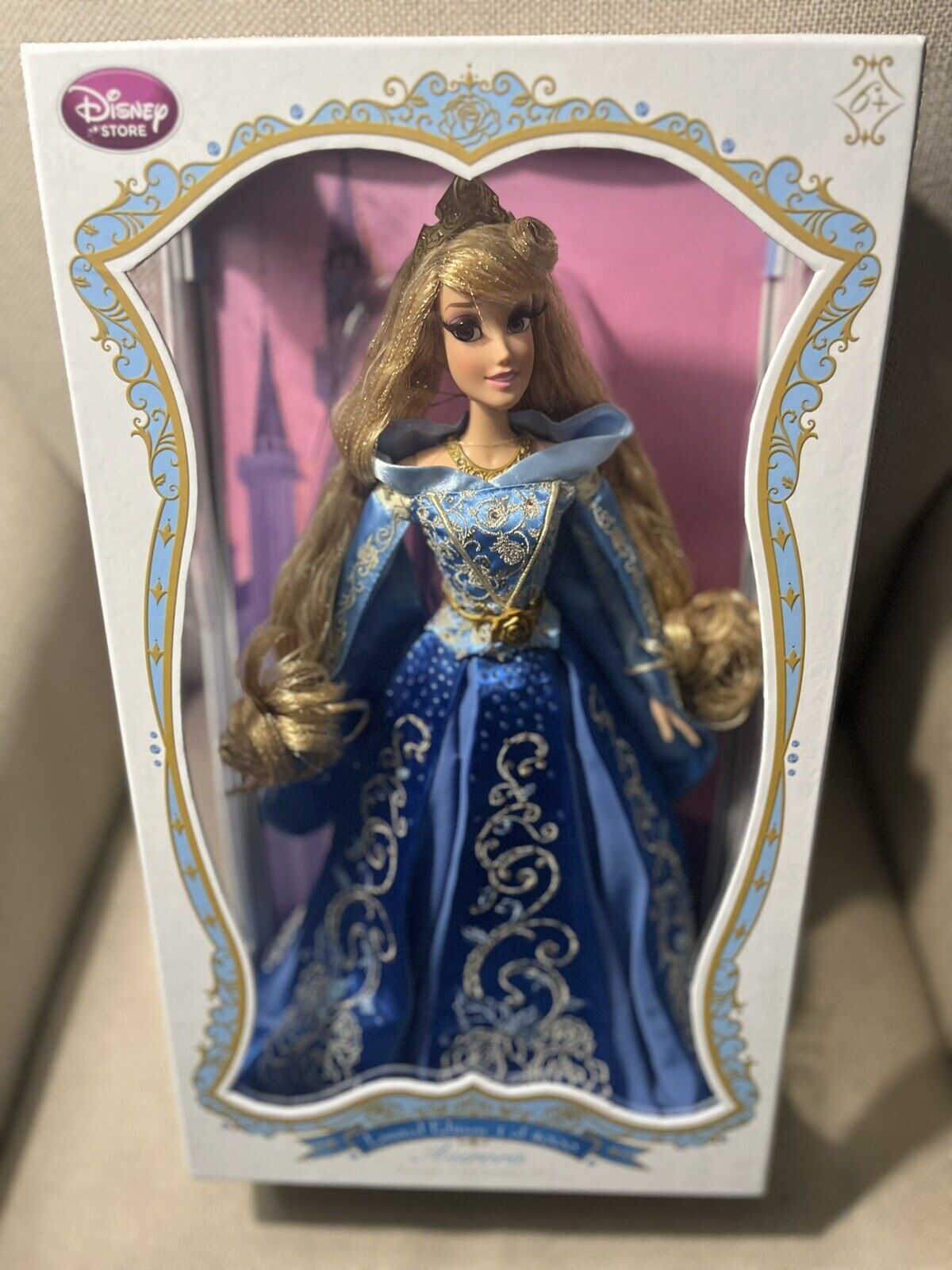 Disney Sleeping Beauty Limited Edition Aurora Blue Dress 17” Doll LE