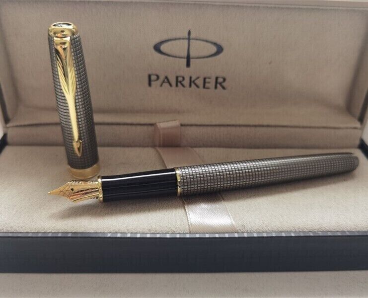 Gray Grid/Golden Clip Parker Sonnet Series Fine (F) Nib Fountain Pen With Box