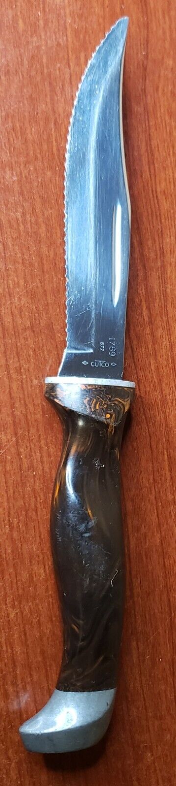 Vintage Cutco 1769 B77 Hunting Knife