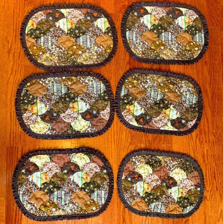 Vintage 1970’s Brown And Gold Floral Oval Placemats. Set Of 4