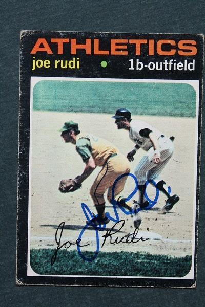 Oakland A\'s-Athletics World Series Star Joe Rudi signed 1971 Topps card-UNUSUAL