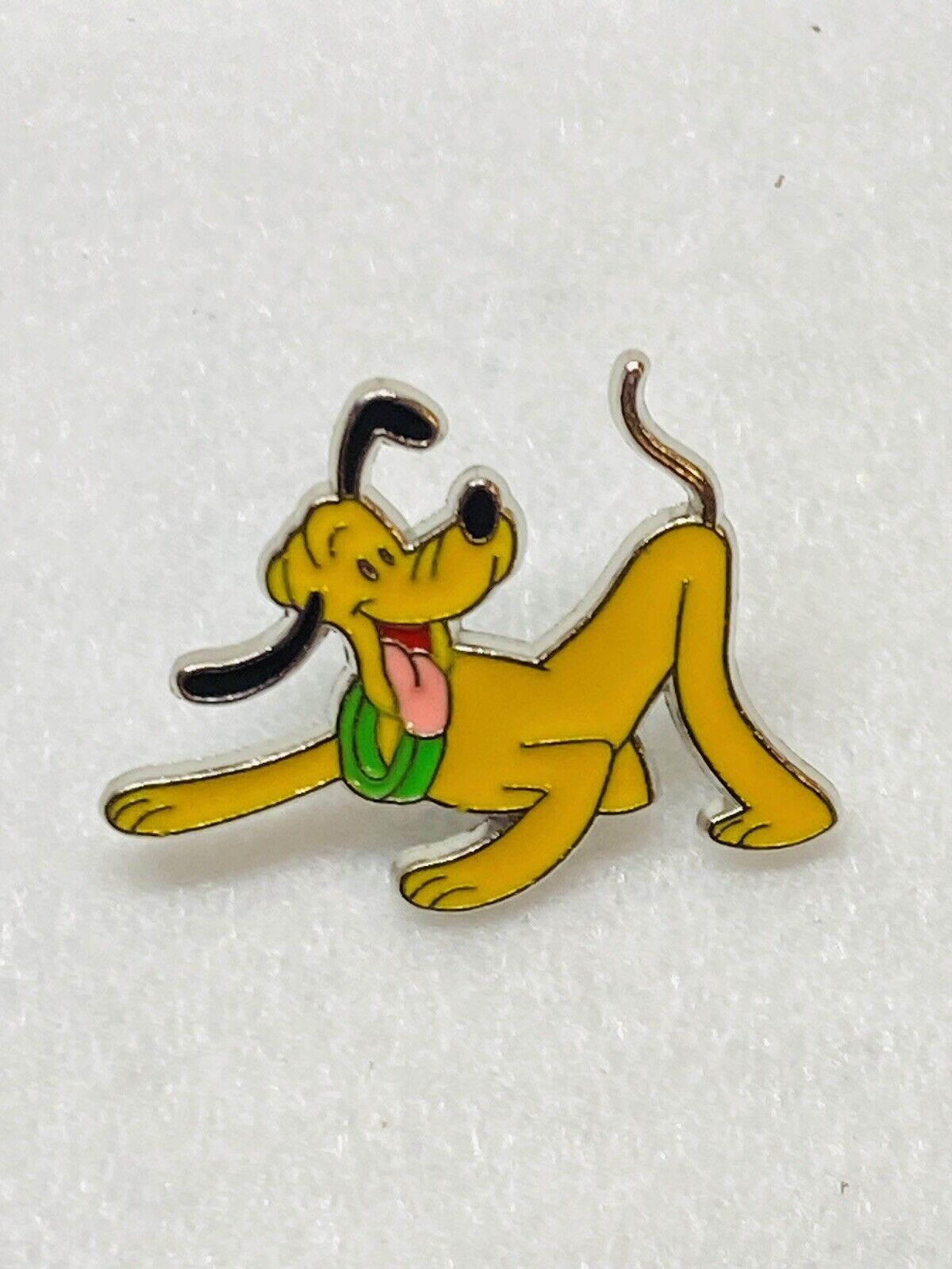 Disney Trading Pin - Playful Pluto