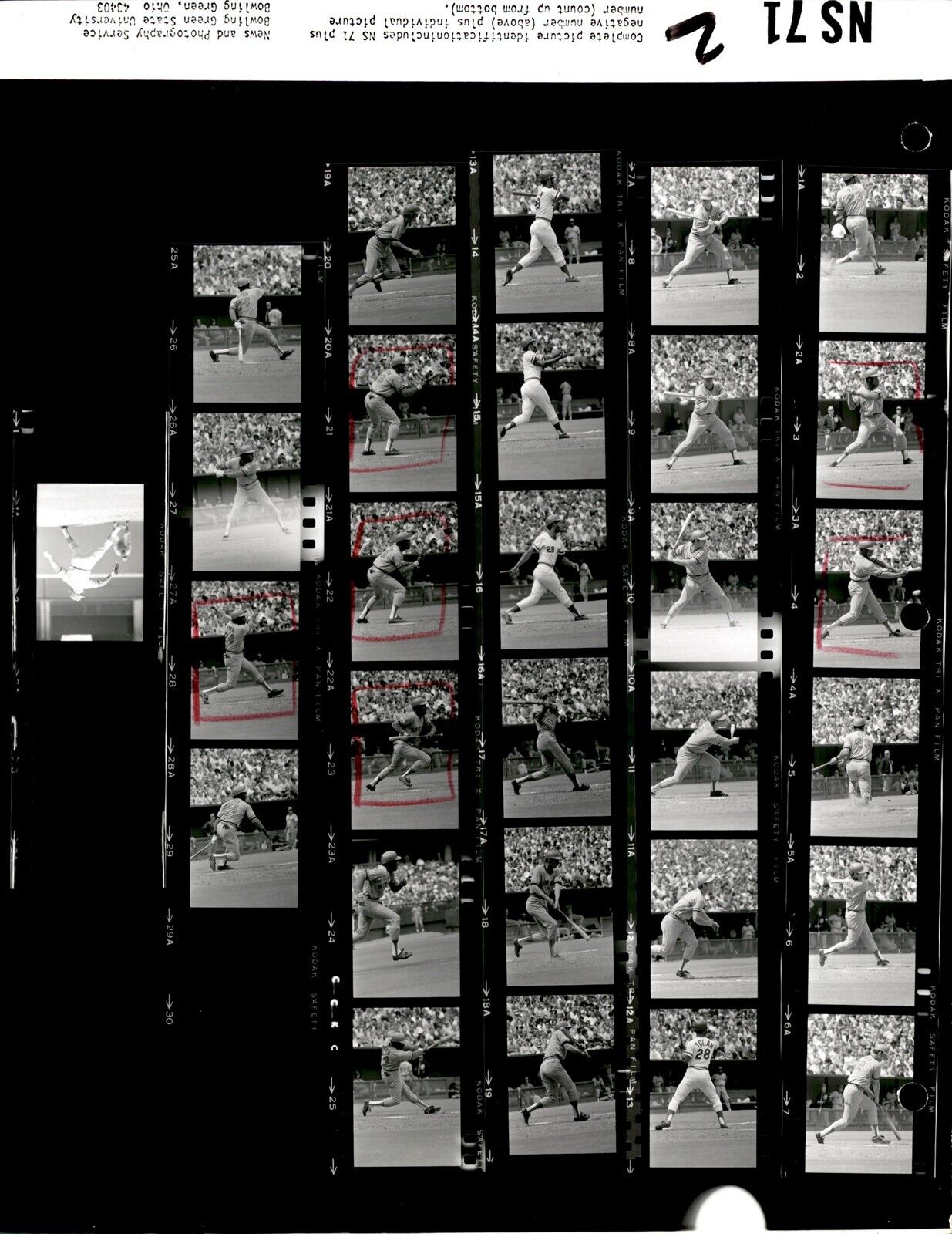 LD361 1972 Orig Contact Sheet Photo HOUSTON ASTROS vs CINCINNATI REDS C. CEDENO