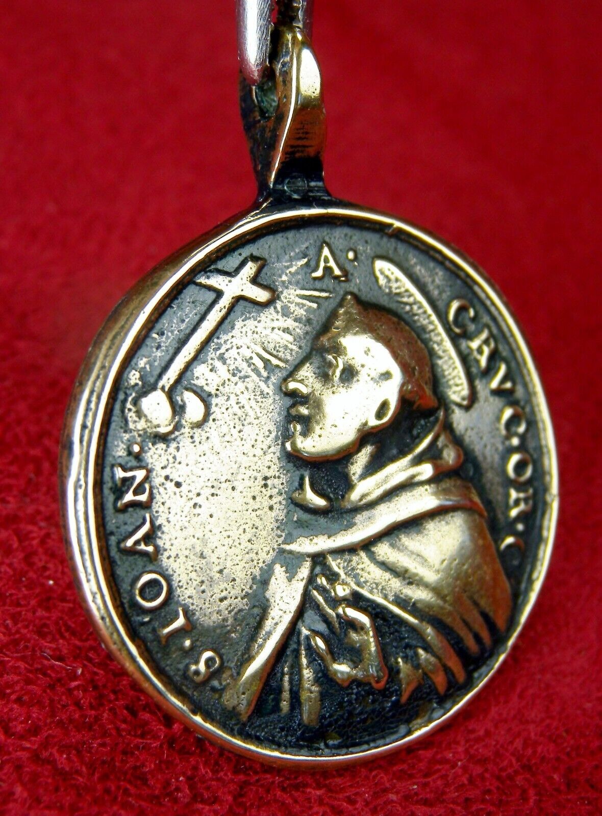 ANTIQUE JOHN OF THE CROSS 1675 BEATIFICATION SAINT TERESA OF AVILA ROSARY MEDAL
