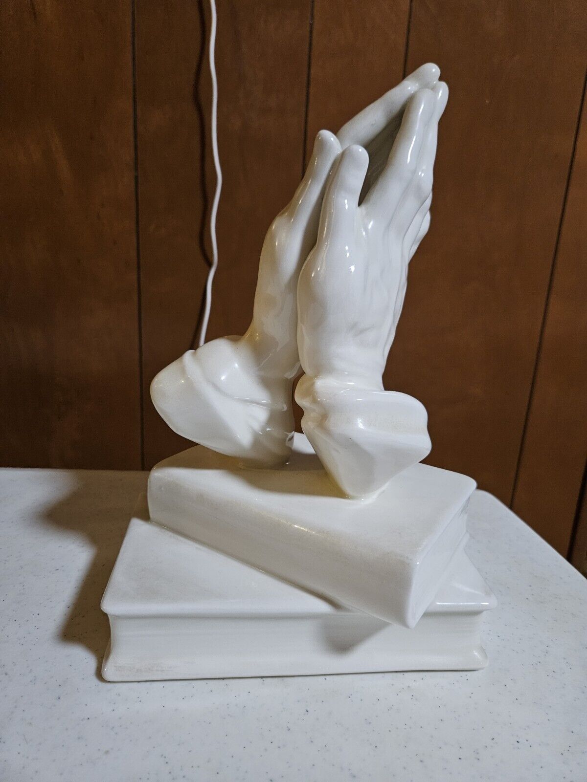 1966 Vintage White Praying Hands Lords Prayer Statue Figure Atlantic Mold
