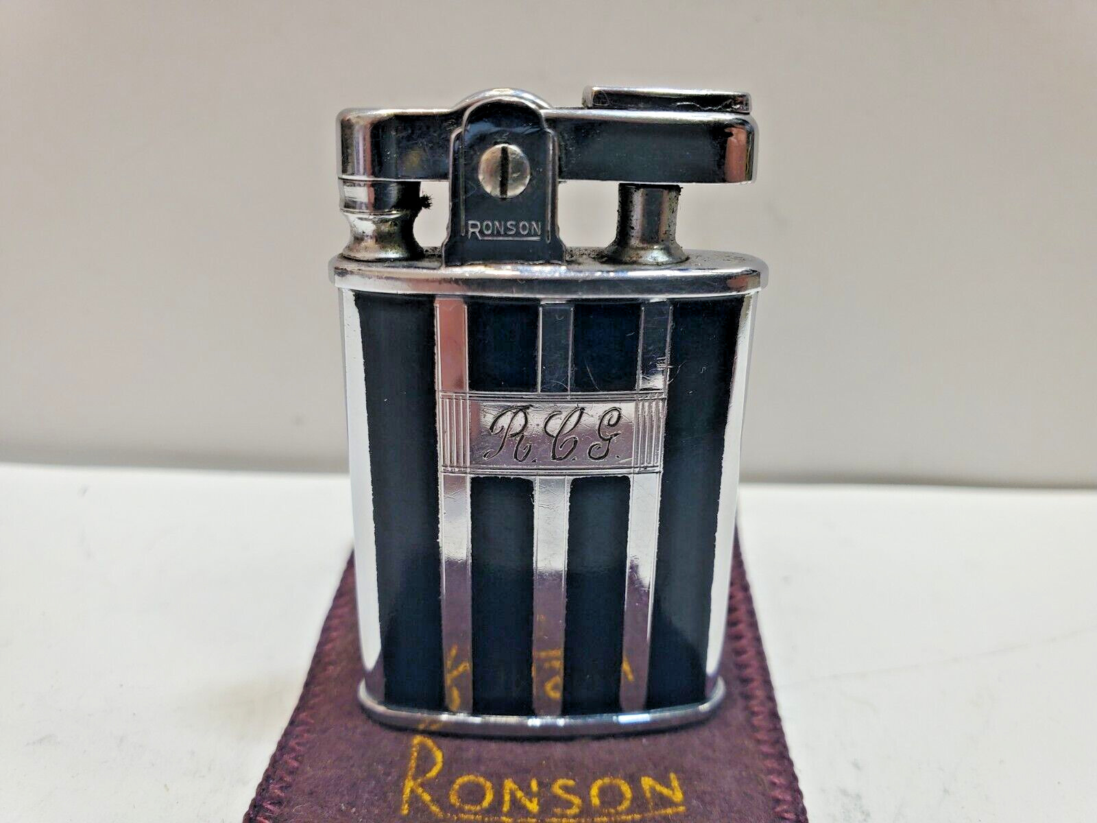 Vintage Working Ronson Art Metal Works Art Deco Enamel \