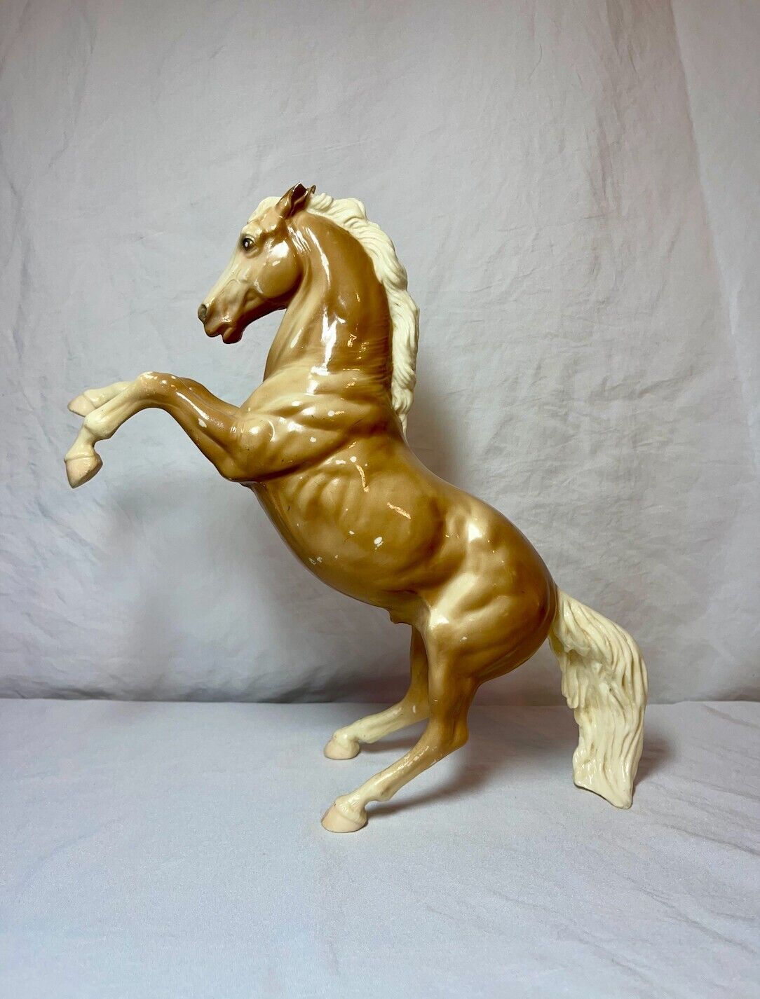 Breyer Horse: VINTAGE Glossy King Palomino (#33) Fighting Stallion 1961 - RARE