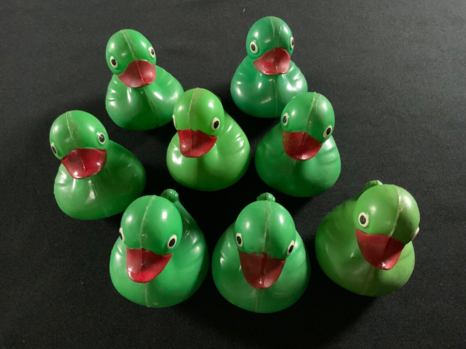 8Vintage Hard Plastic Carnival floating duck game ducks GREEN with winners marks