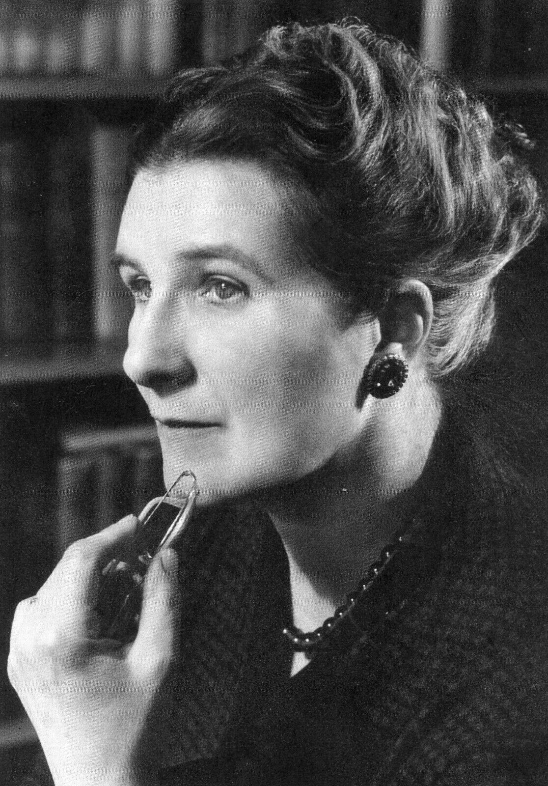 Stella Gibbons (British, 1902-1989), Novelist, Poet & Journalist --POSTCARD