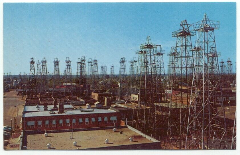 Kilgore TX Oil Derricks Oil Field Well Vintage Postcard Texas