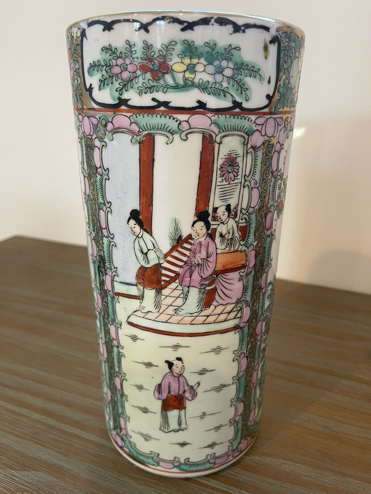 VINTAGE RARE Robinson's hand painted in Hong Kong Oriental Vase Pink and Green