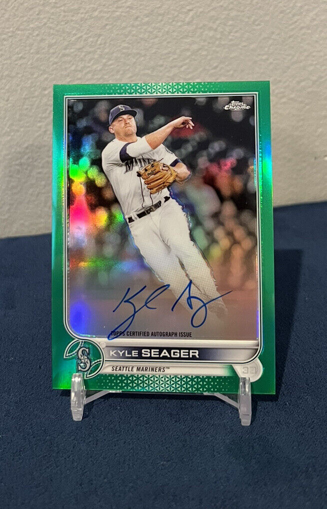 2022 Topps Chrome Green Refractor Kyle Seager Auto /99 Seattle Mariners