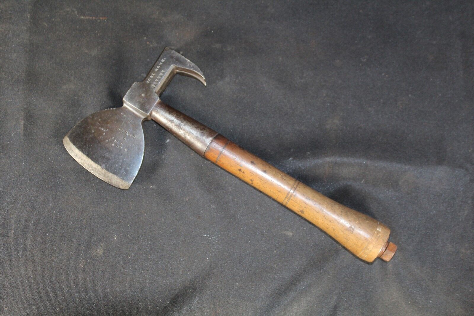 Antique 1835 Joel Howe Deep Socket Roofing Hatchet Claw Hammer Tool Medford MA