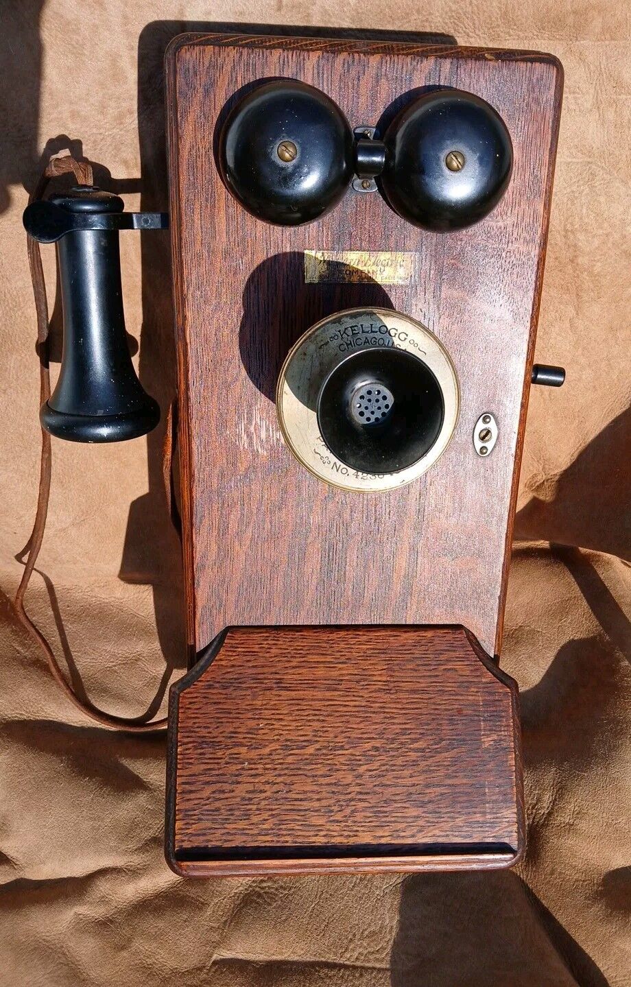 Antique KELLOGG 1901 Oak Wall Crank Telephone Original Crank Rings Bells