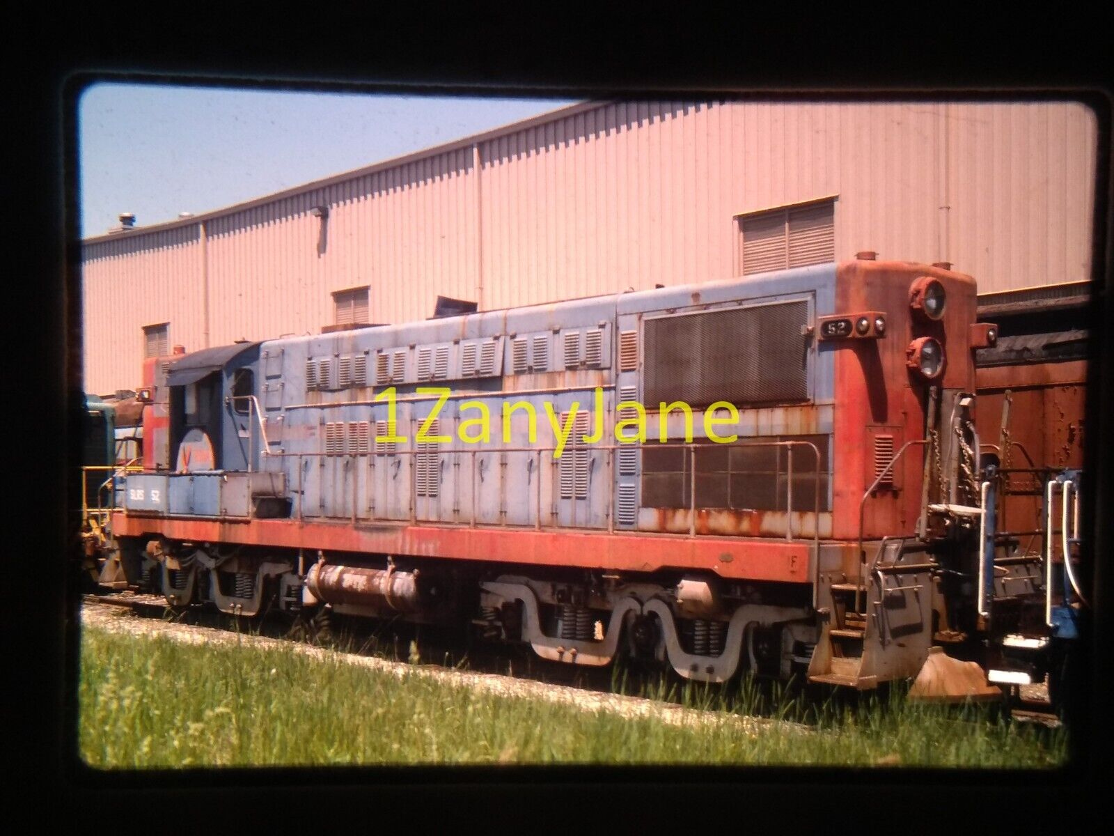 HI03 35MM TRAIN SLIDE Photo Engine Locomotive SLRS 52, BRIDGEPORT, NJ 2000