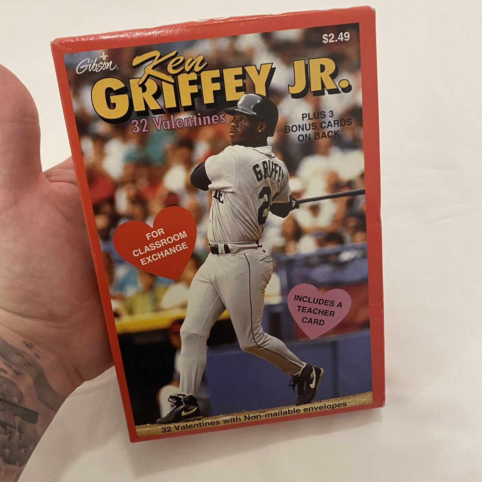 Ken Griffey Jr. Seattle Mariners MLB Baseball Unopened Valentines Box 32 Cards