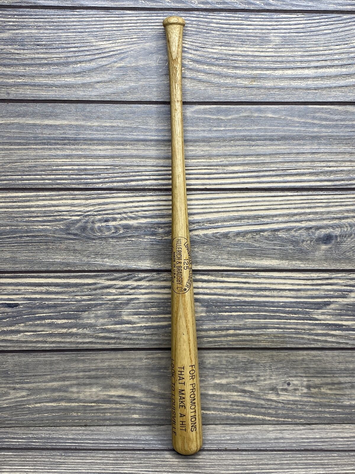 Vintage Lousville Slugger Souvenir  Wooden Bat 16” Hillerich & Bradsby Co