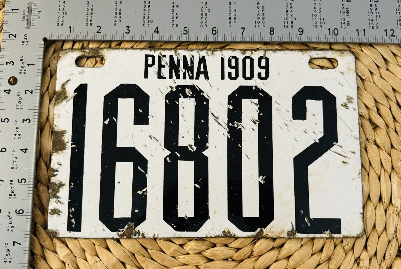 1909 Pennsylvania Porcelain License Plate 16802 ALPCA STERN CONSIGNMENT