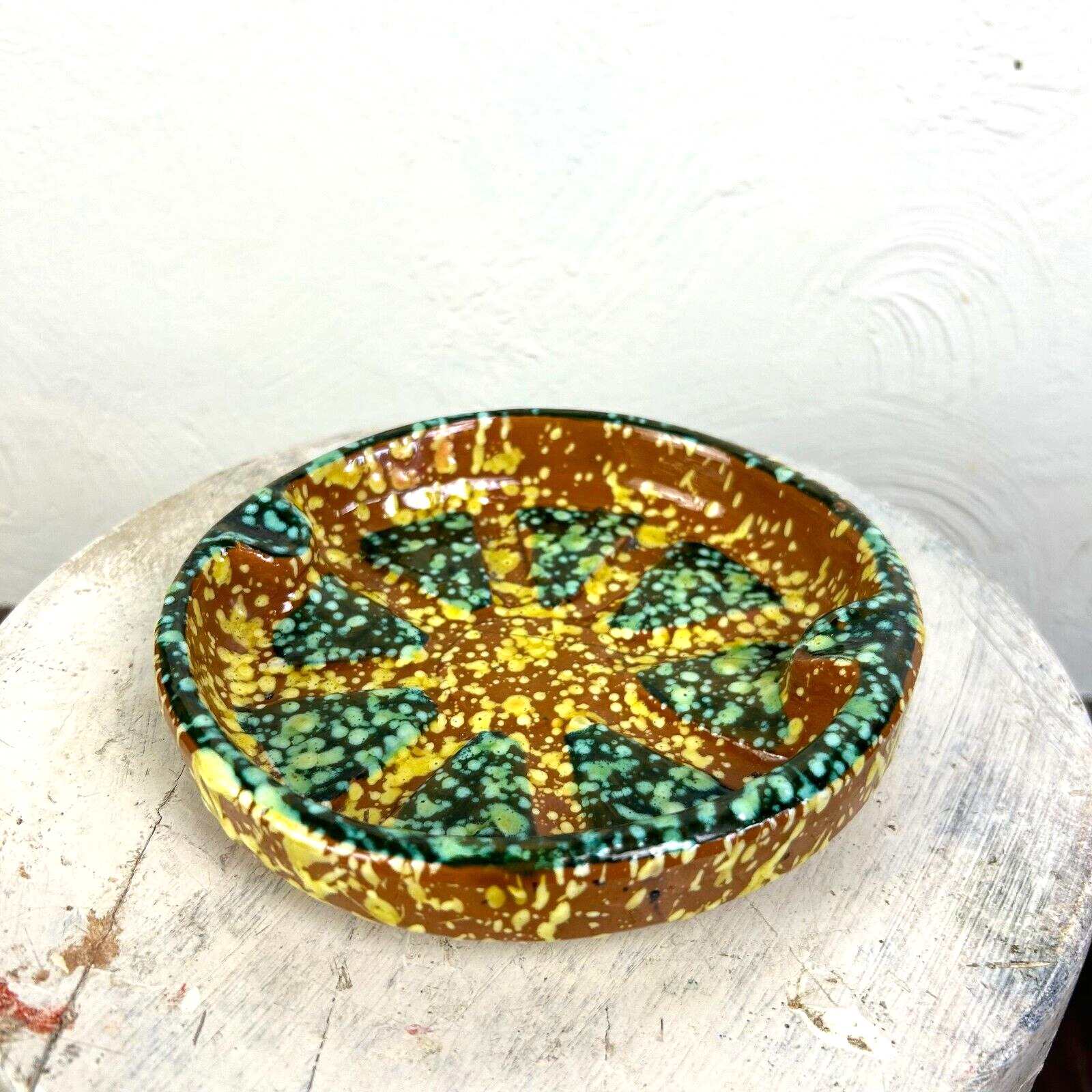 Vintage Pottery Ashtray Yellow Green Speckled Handmade Round Circle Geometric