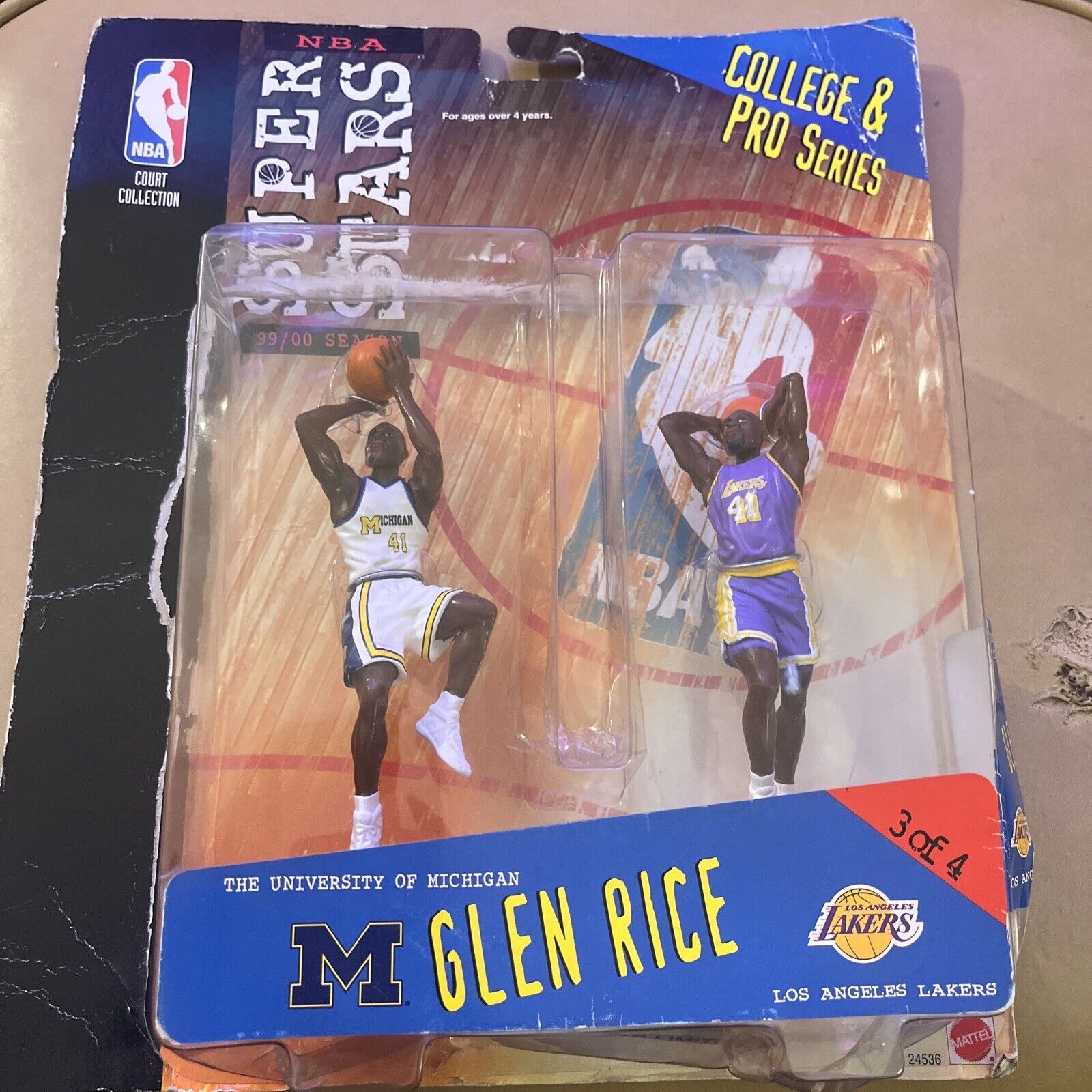 basketball figurines / Glen Rice: College & Pro Series Damaged Box