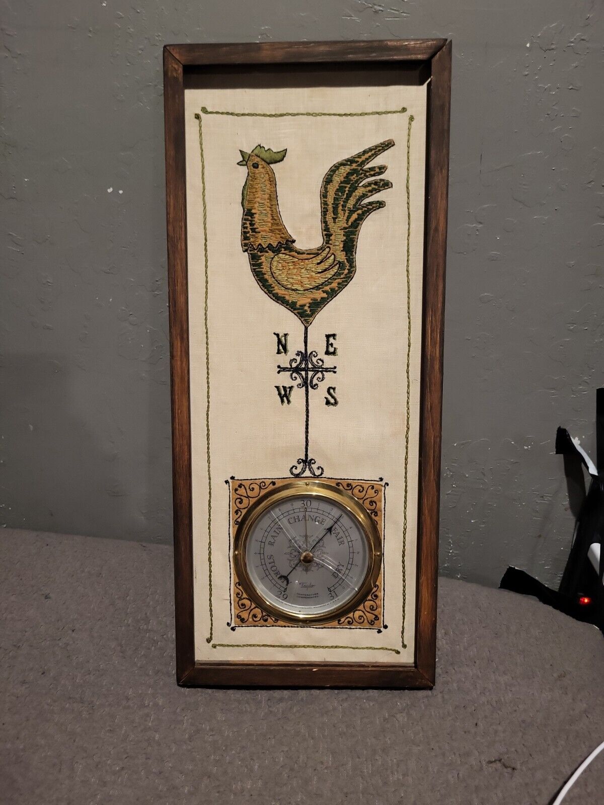 Vintage Taylor Instrument Co. Paragon Needlepoint Rooster Weather Wall Gauge 