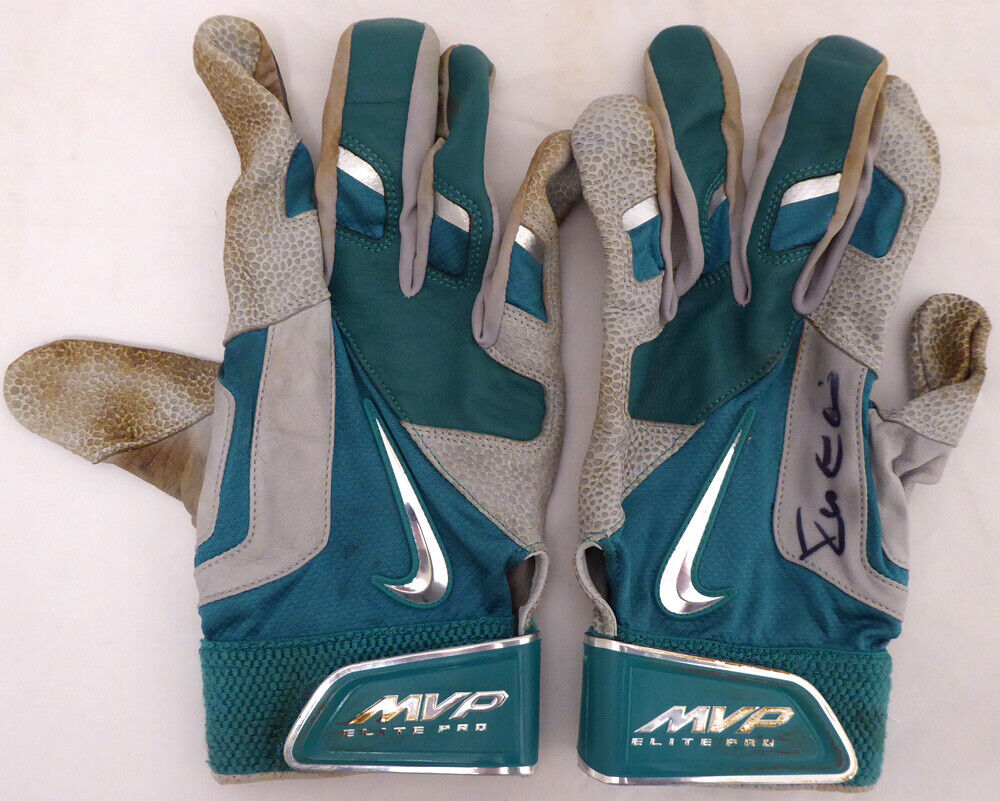 Robinson Cano Autographed Game Used Nike Batting Gloves Signed Cert 138704