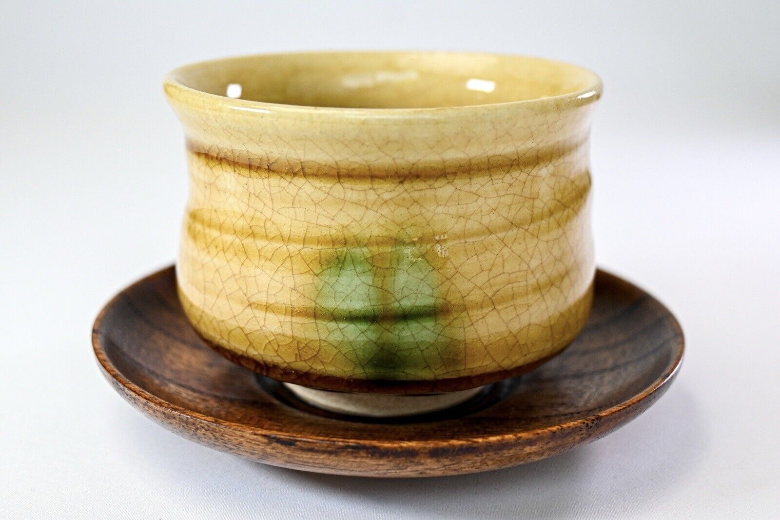 Japanese YUNOMI Teacup & Wooden Saucer KISETO Yellow Brown Glaze Seto Akazu Ware