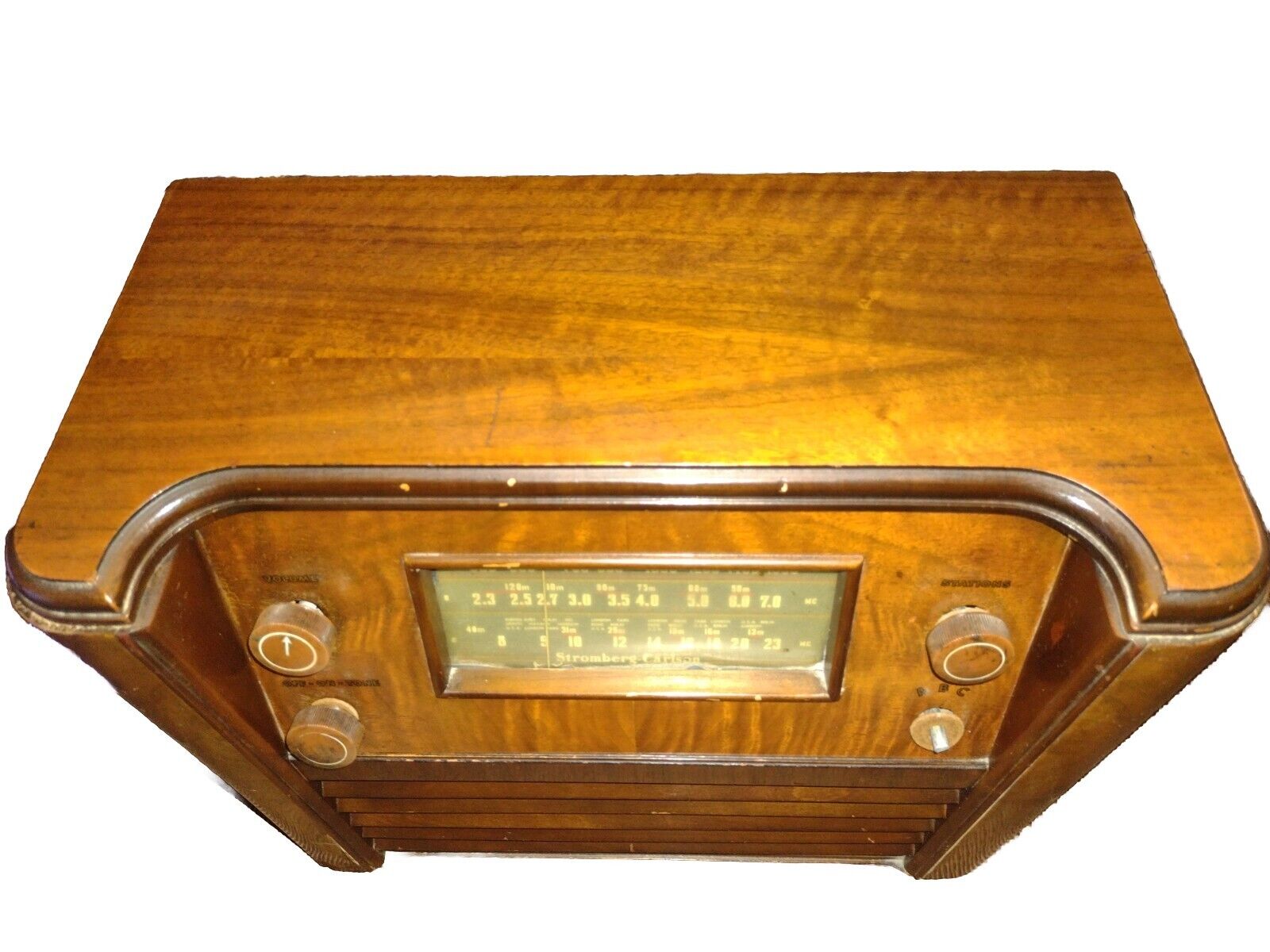 Vintage Meadwell\'s 5 Vacuum Tube Stromberg-Carlson Model 153 Radio Canada Rare ?